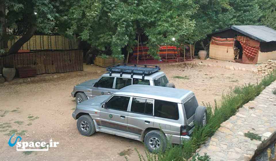 ماشین های آفرود جهت گشت در کوهستان - اقامتگاه بوم گردی جورگ- سپیدان-فارس-روستای جورگ